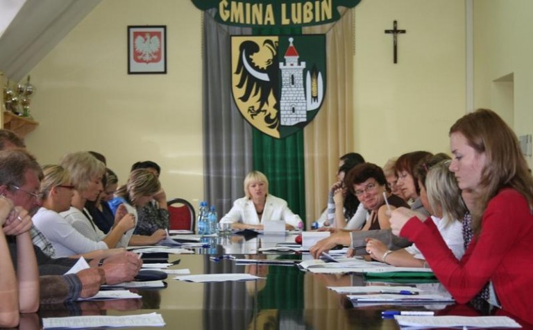 Szkolą przed referendum