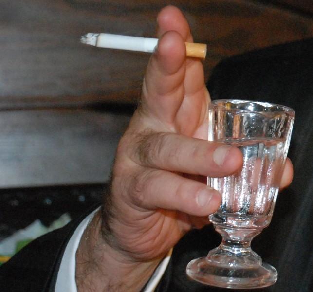Alkoholem uczcili kradzież