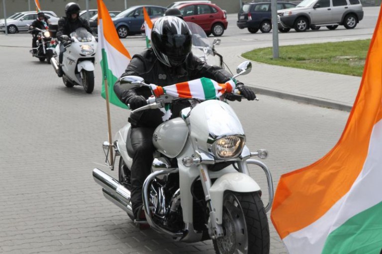 Motocykliści promują piłkę! (FOTO, WIDEO)