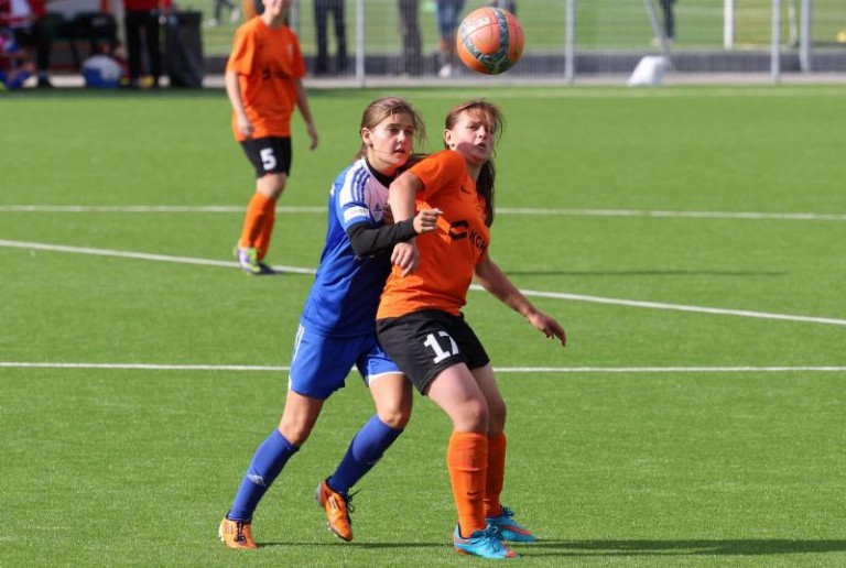 Pełne emocji żeńskie derby