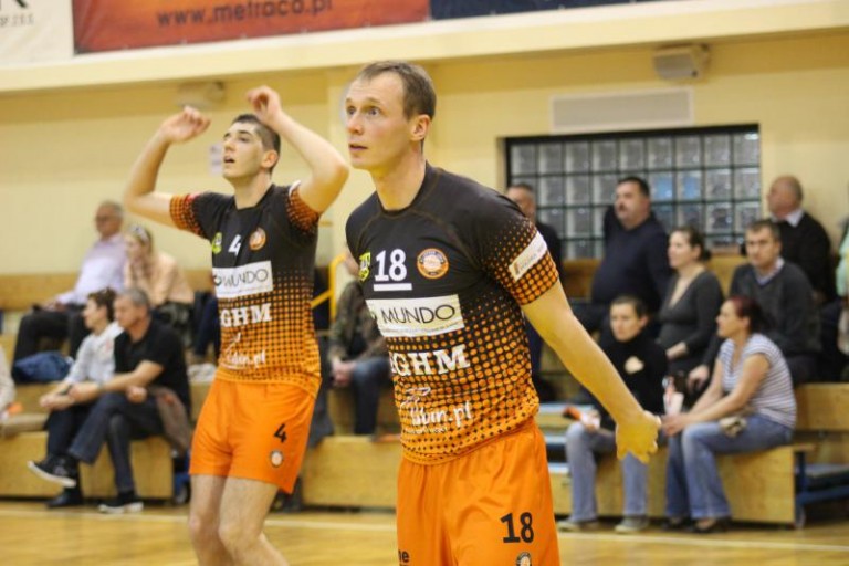 Cuprum bez siedmiu zawodników