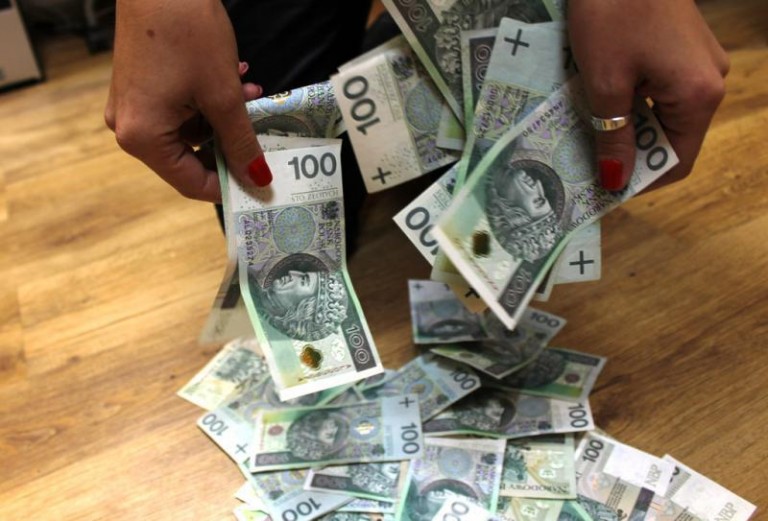 800 milionów na dywidendę