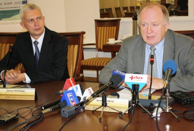 Nagrodzili ich studenci