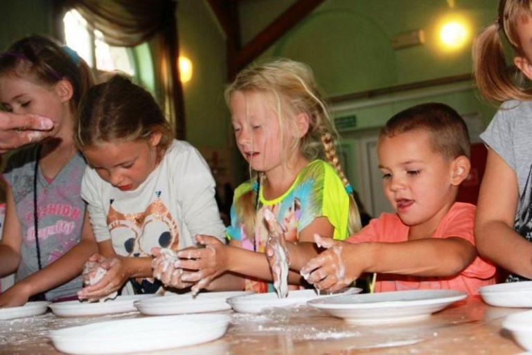 Wolontariusze z KGHM w roli nauczycieli