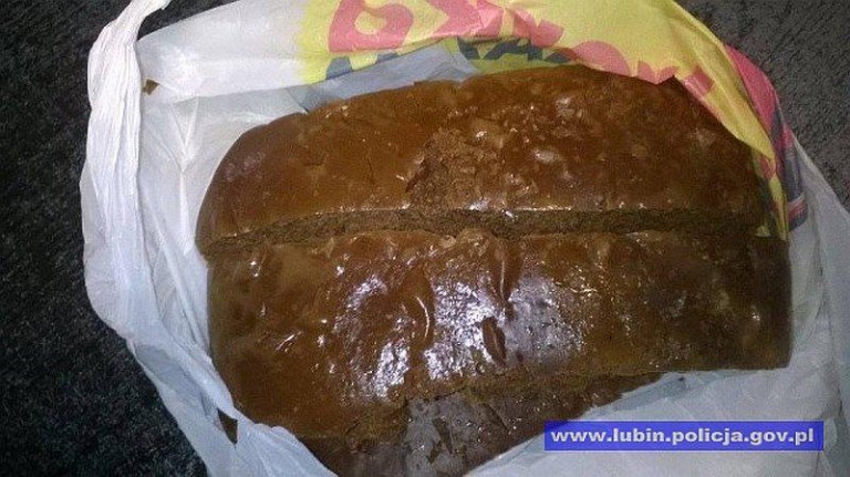 Upiekli narkotykowe ciasto