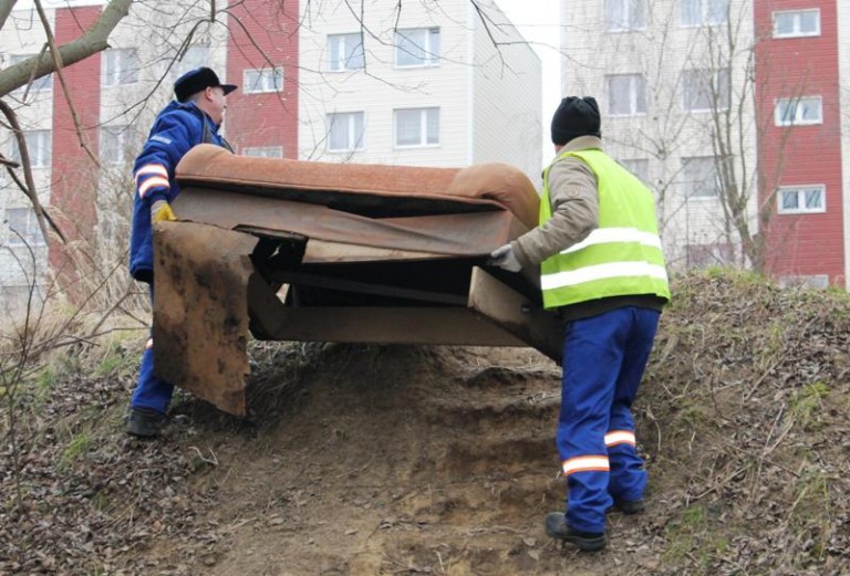 Sprzątnęli problem sprzed okien