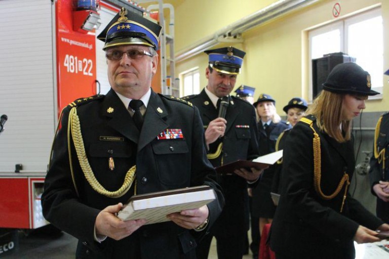 Terenowy pojazd dla strażaków