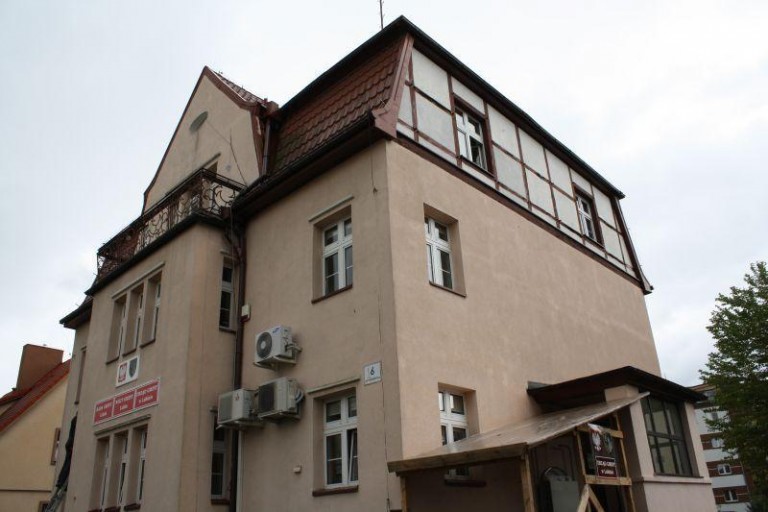 Przyjmą mieszkańców w budynku obok