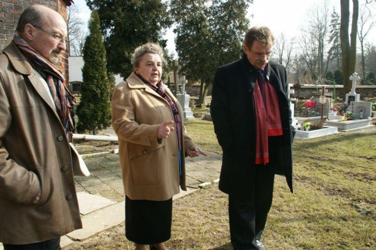 Czekają na pochówek