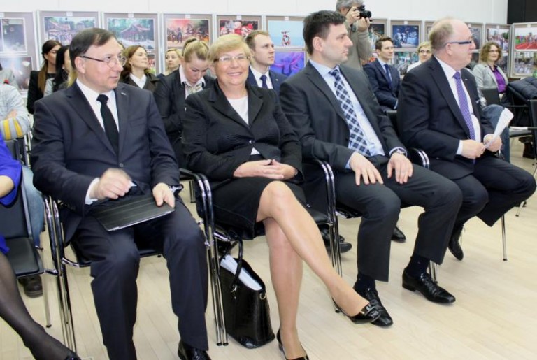 Przez 12 lat wydali aż 117 mln zł!