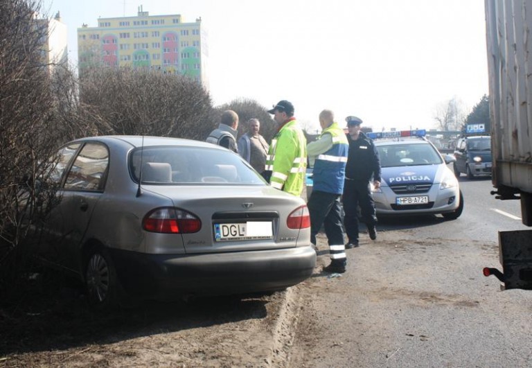 Tir nie zauważył osobówki (FOTO)