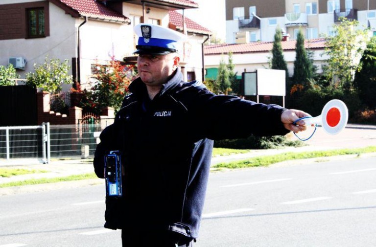 Policjanci na drogach. Akcja „Znicz”