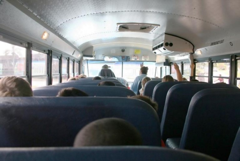 Nastoletni złodziej z autobusu