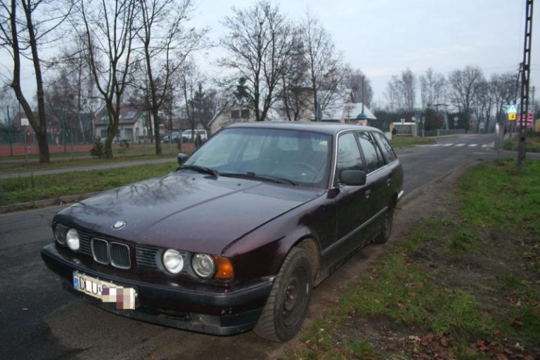 Tarasuje drogę, ale zgodnie z prawem