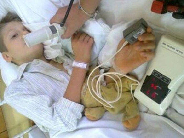 9-latek prosi o pomoc