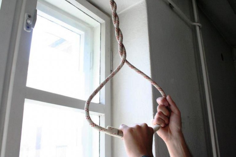 Odebrał sobie życie