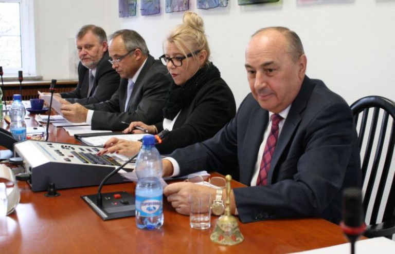 Brak podatków na koniec kadencji