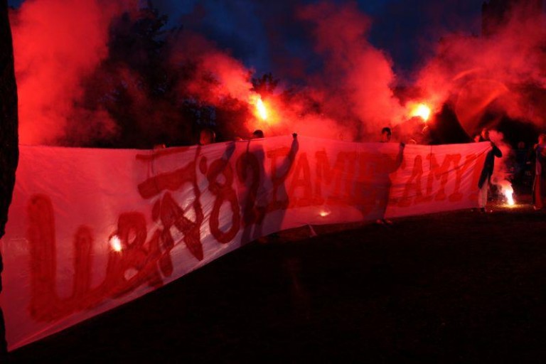 Cześć i chwała bohaterom!