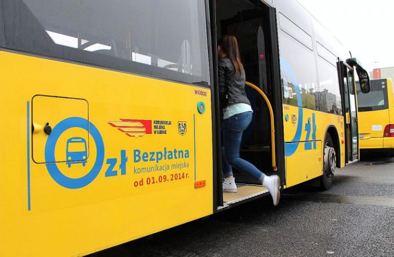 Starszaki gnębią pierwszaków