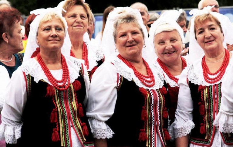 Folklorystyczna biesiada na Wzgórzu