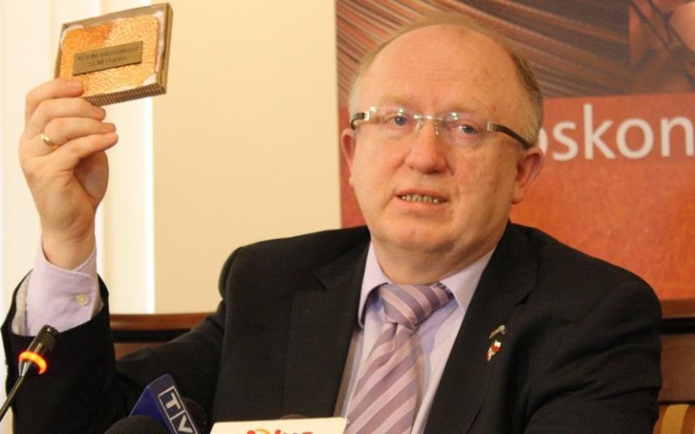 KGHM zarobił mniej niż rok temu