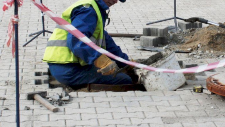 Szukają budowlańców i kierowców