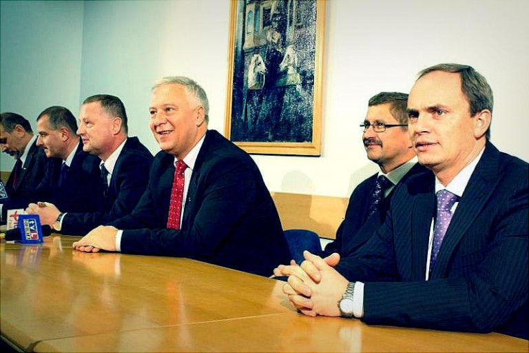 KGHM. Samorządowcy zwarli szyki