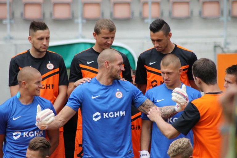 Sesja miedziowych przed ligą