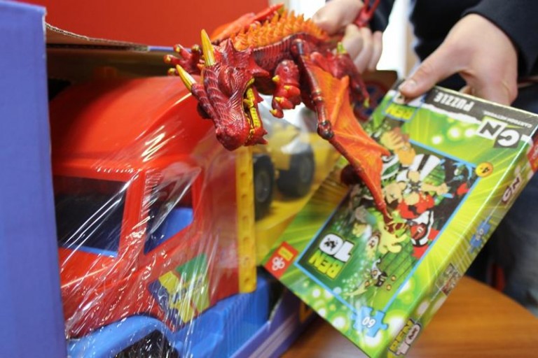 Kibicu, pamiętaj o zabawkach!