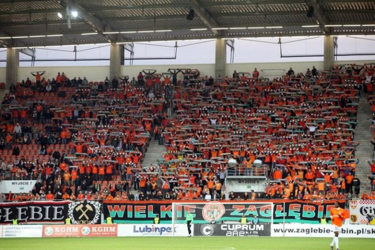 Walczyć o frekwencję na stadionie