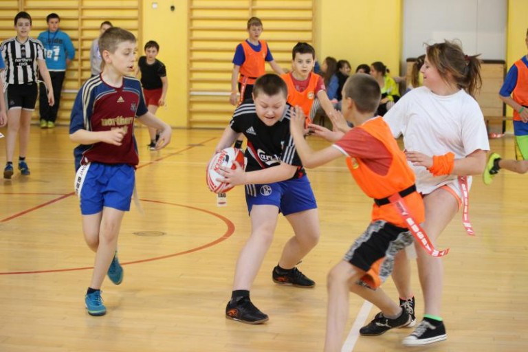 Zajęcia z rugby strzałem w dziesiątkę