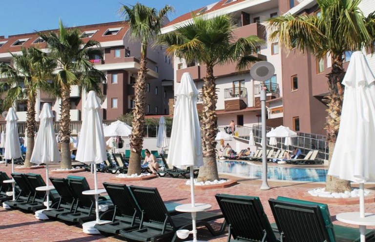 Grecja króluje, Egipt wciąż na czasie