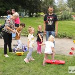 park Wrocławski śniadanie na trawie (4)