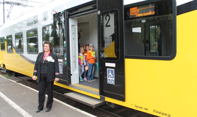 Zamiast autobusów – jednak pociągi