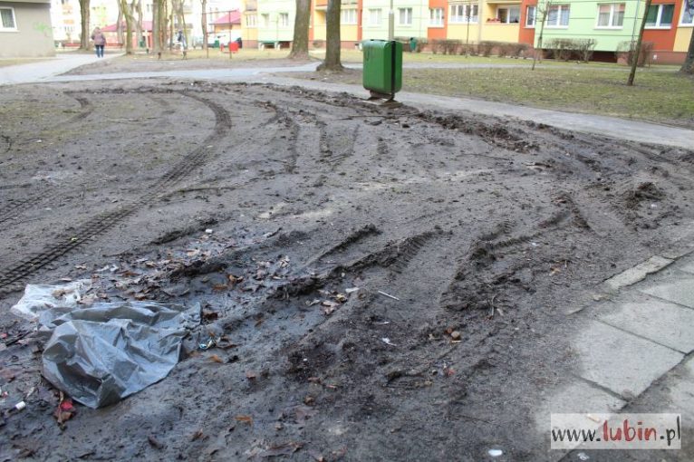 podwórko, Kaziemierza Wielkiego, Tysiąclecia (3)