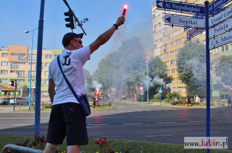 Zatrzymaj się i przyłącz. Koszulki dla pierwszych 30 osób