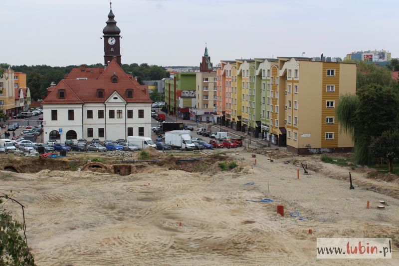 Umowa podpisana, znowu ruszą prace w rynku