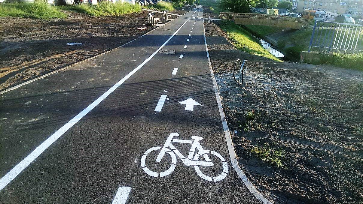 Będzie 400 kilometrów ścieżek rowerowych