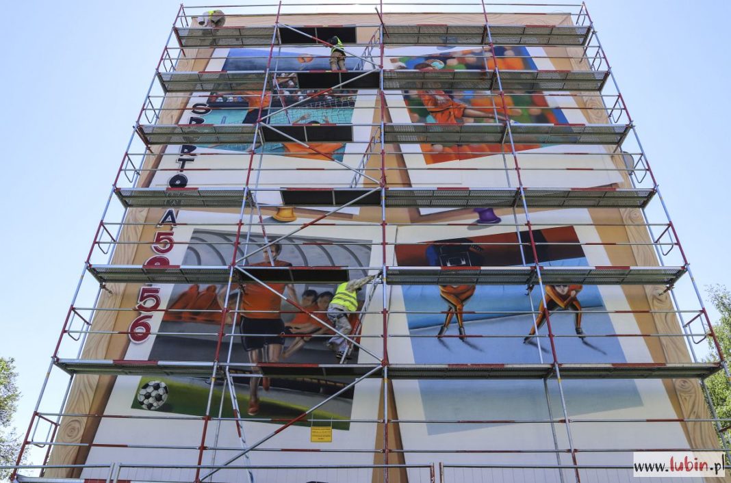 Mural ozdobi kolejny blok w Lubinie Lubin Portal Miasta