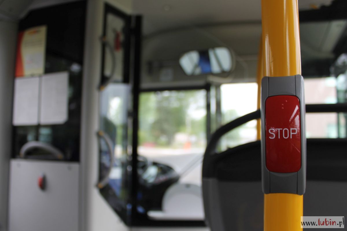 W autobusach znowu grasuje zboczeniec