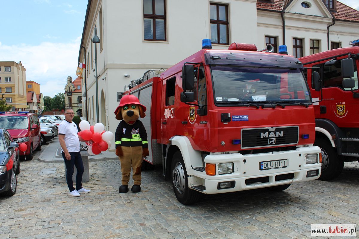 Strażacy będą mieli nowy wóz