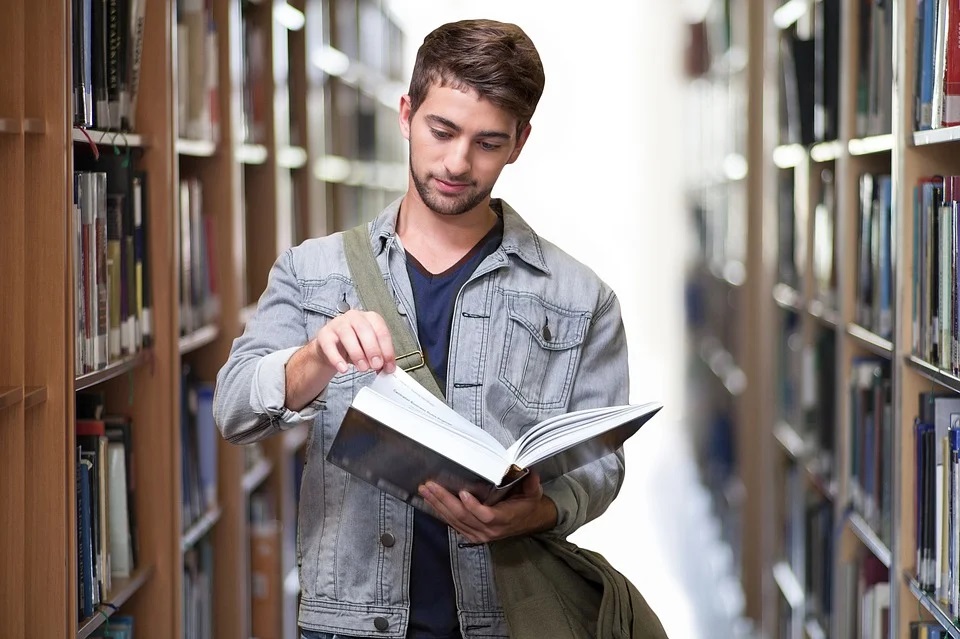 Studenci będą się uczyć podczas wakacji?