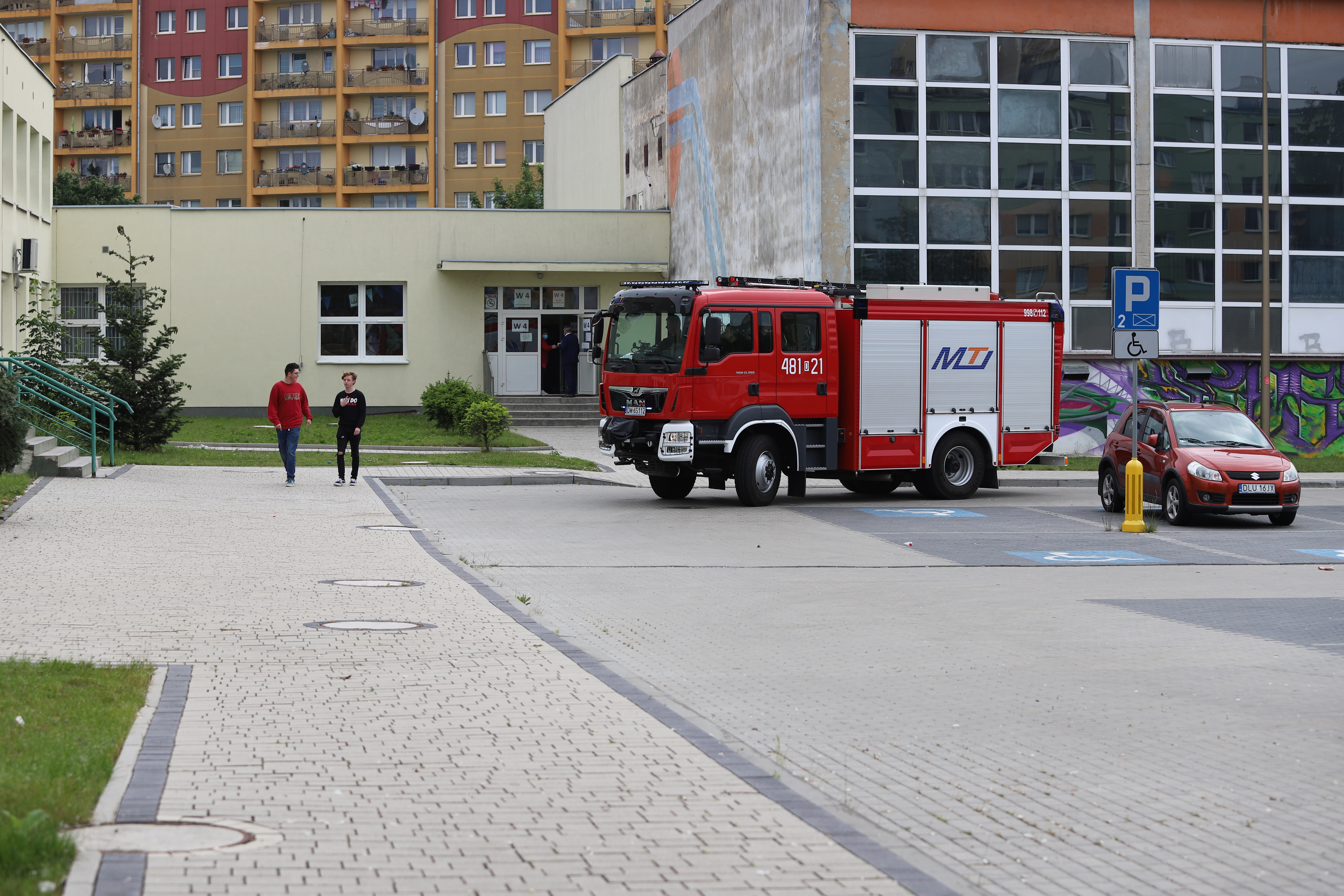 Wysłał wiadomość, że w szkole jest bomba