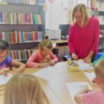 wioska Smerfów, biblioteka, Księginice, gmina Lubin (3)