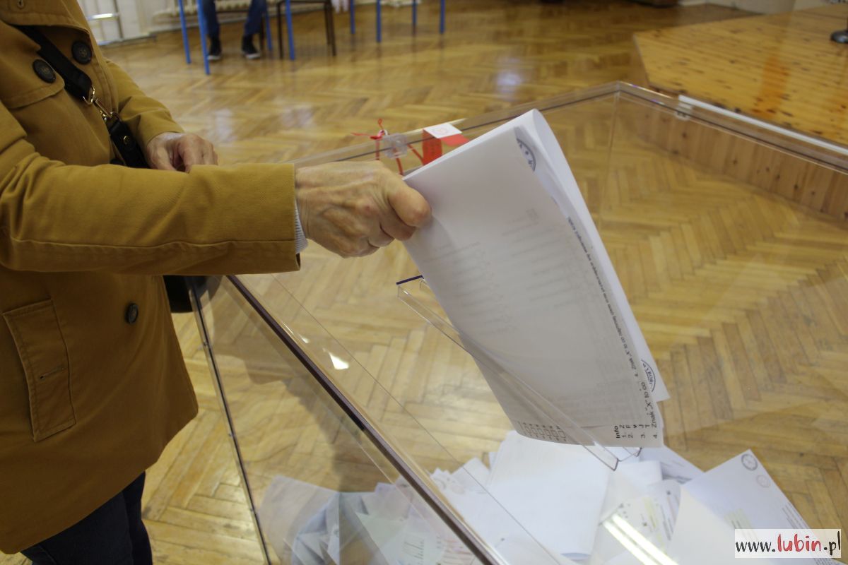 Weź zaświadczenie. PKW instruuje, jak zagłosować poza miejscem zamieszkania