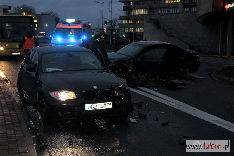 Zderzenie dwóch BMW