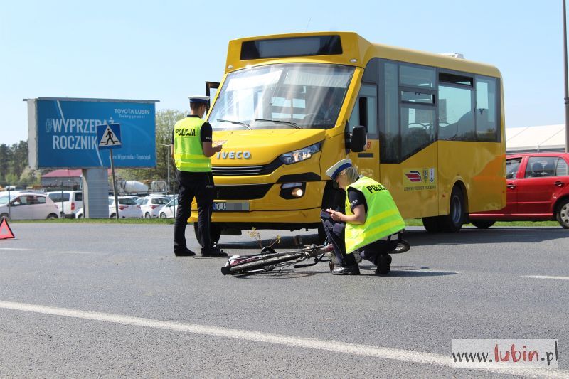 Autobus potrącił rowerzystkę