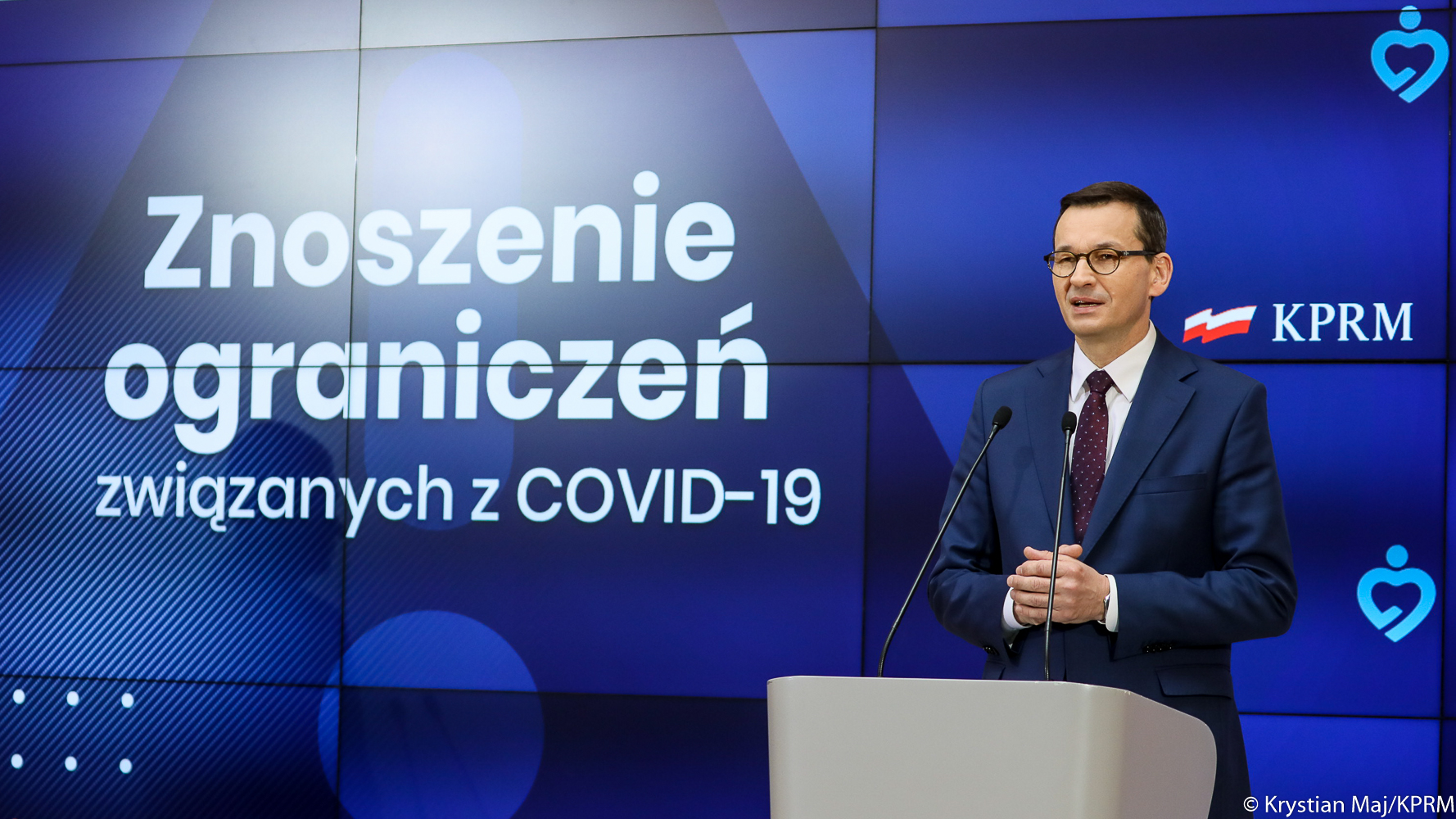 Luzowanie obostrzeń – od poniedziałku do fryzjera i kosmetyczki. Co jeszcze się zmieni?