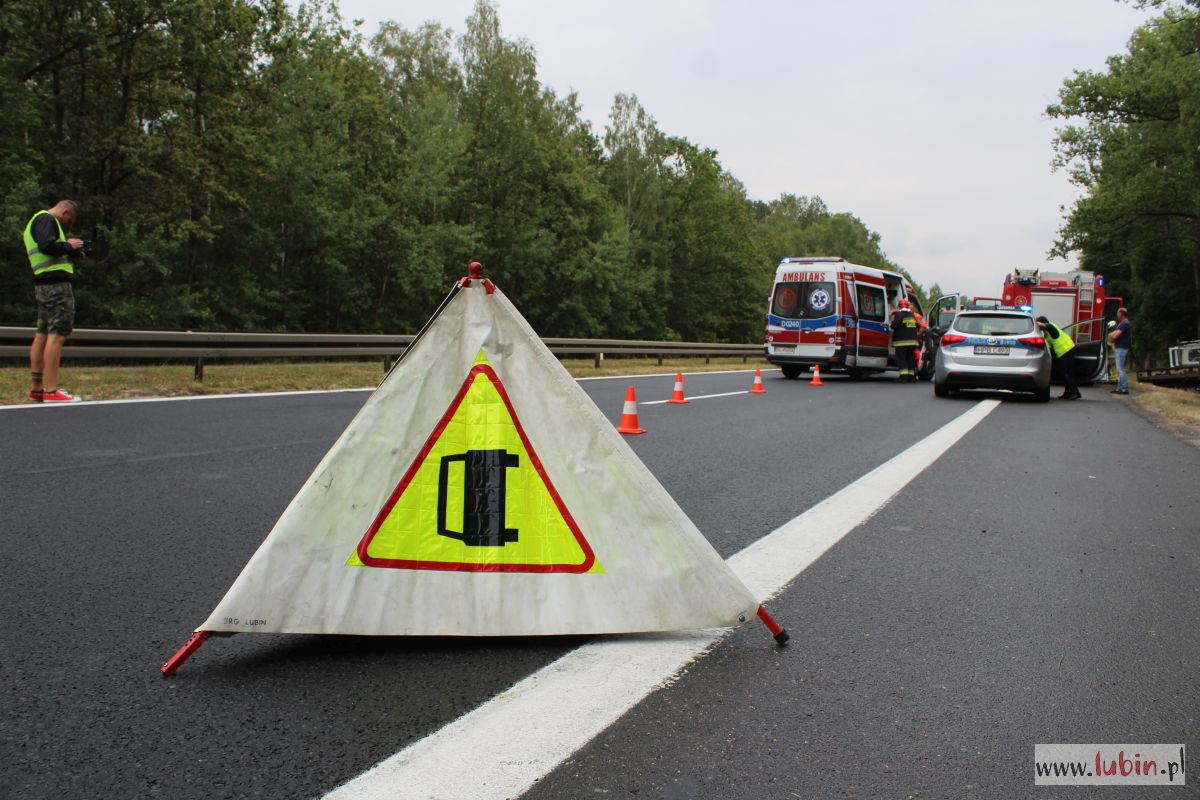 Wypadek dwóch osobówek na starej trójce